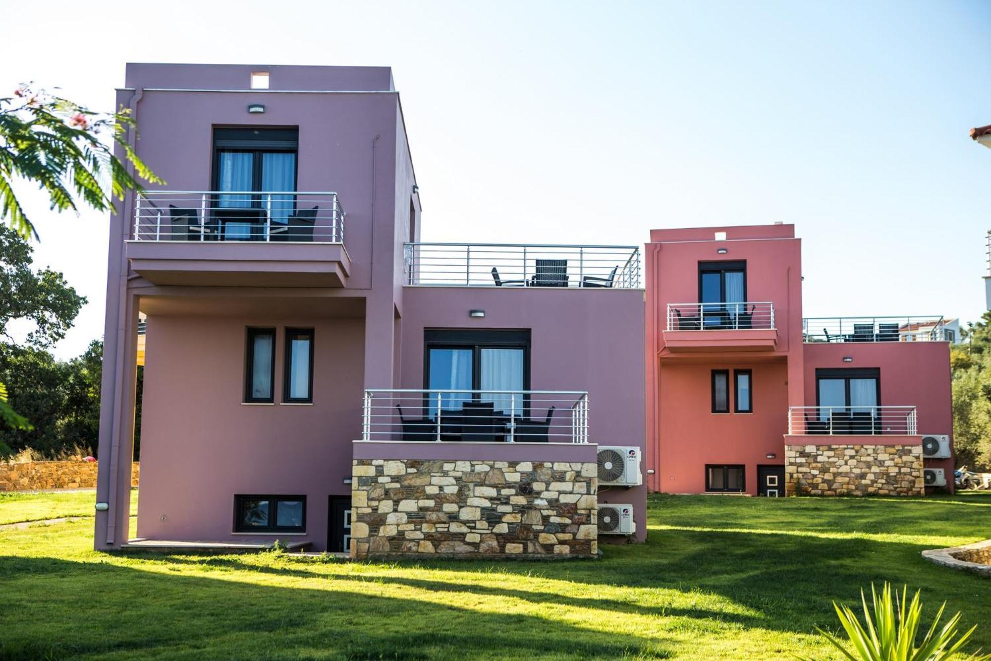 Blue Waves Luxury Suites By The Sea Plomari Exteriér fotografie
