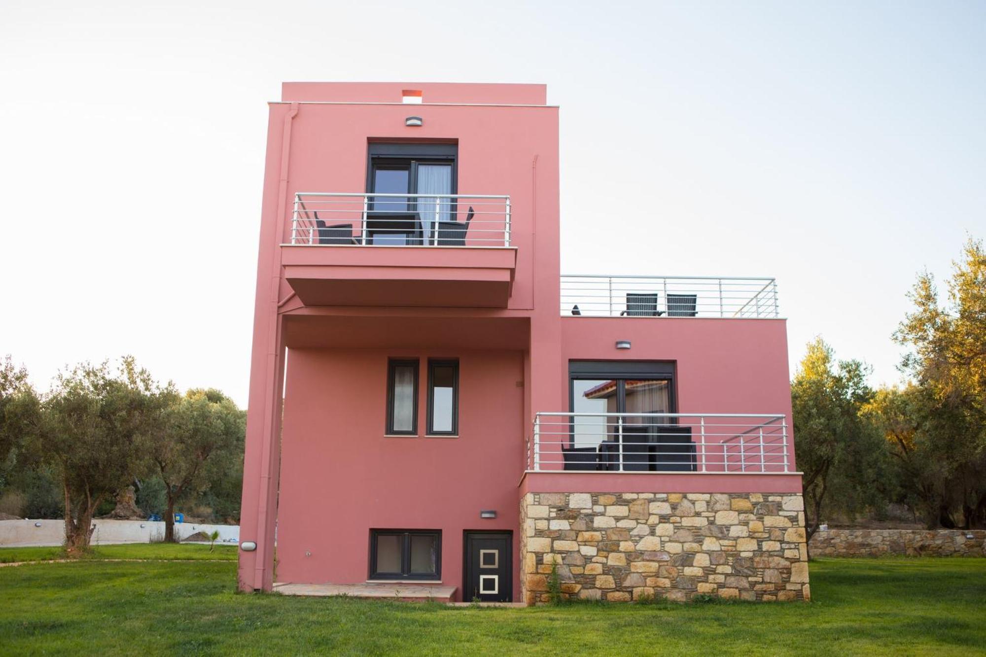Blue Waves Luxury Suites By The Sea Plomari Exteriér fotografie