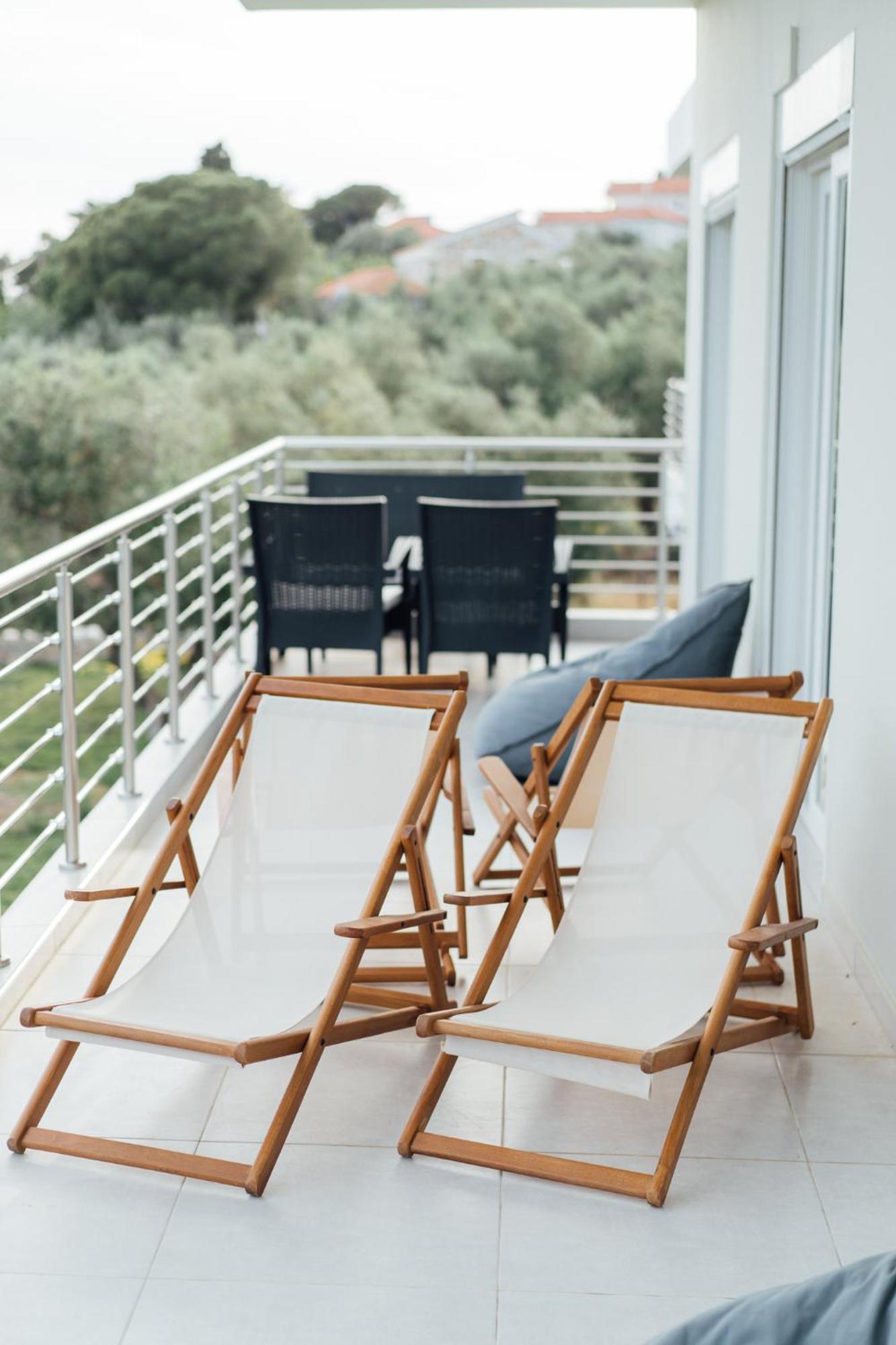 Blue Waves Luxury Suites By The Sea Plomari Exteriér fotografie